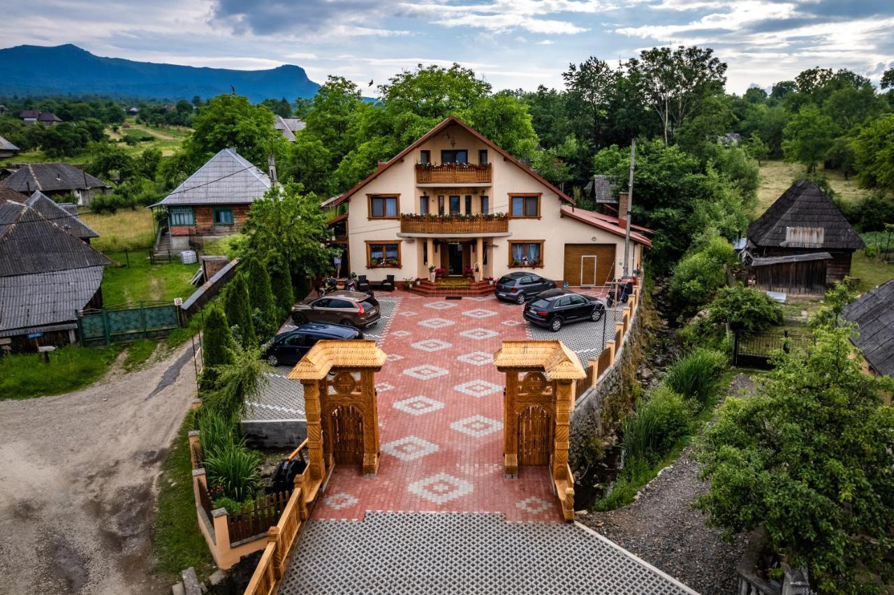 Pensiunea Marioara Breb Exterior photo