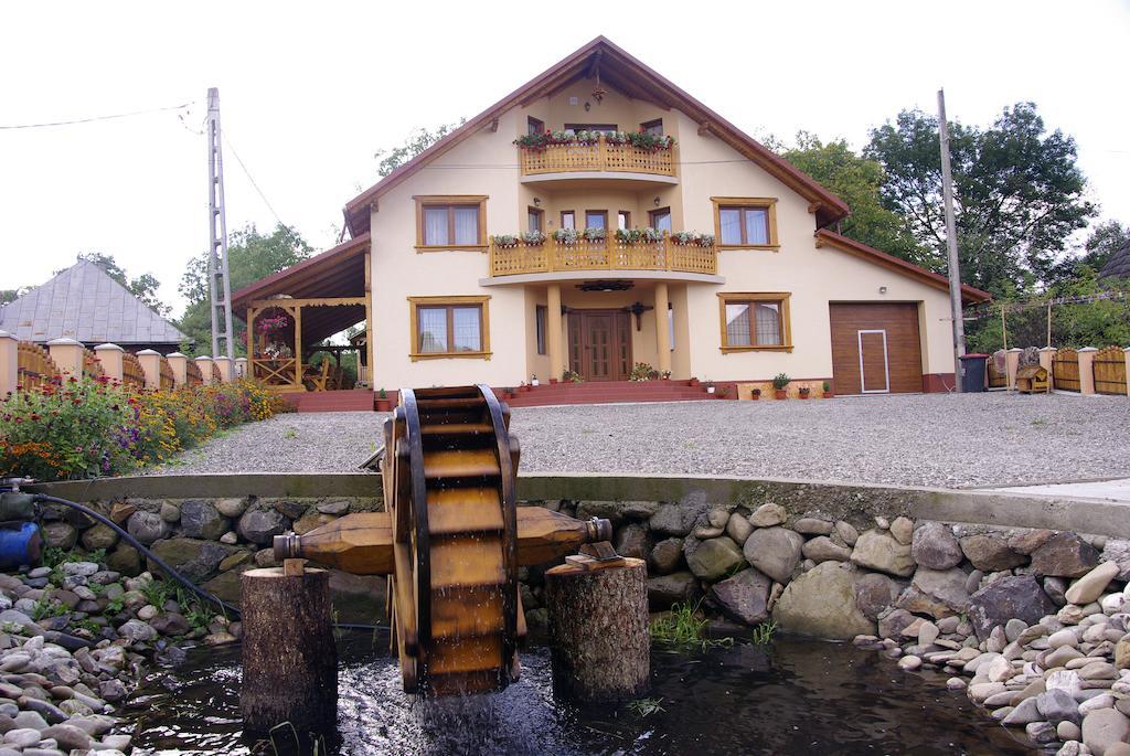 Pensiunea Marioara Breb Exterior photo